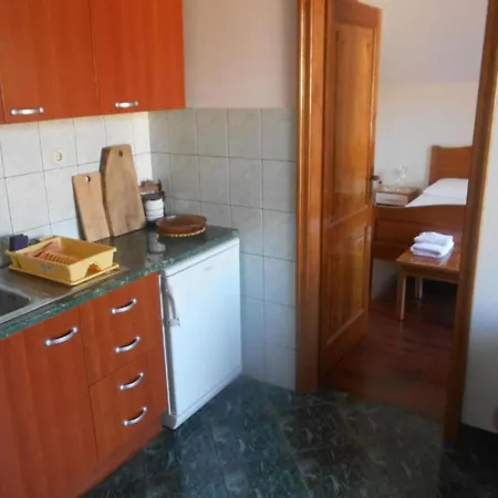 Apartment Arch1 - One Bedroom With Terrace 3 *