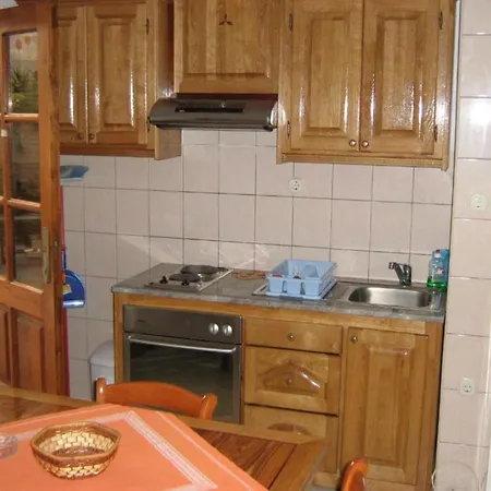 Arch1 - One Bedroom With Terrace 3 *
