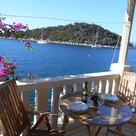 Apartment Arch1 - One Bedroom With Terrace 3 *